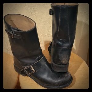 Black Frye mid-calf boots